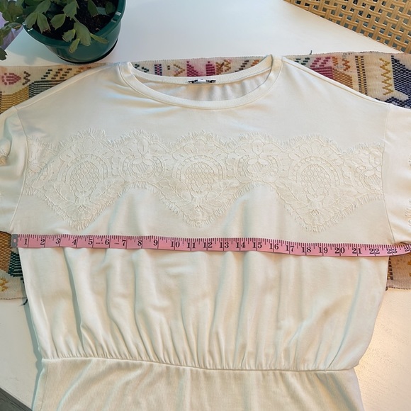 EXPRESS LACE TOP - Picture 11 of 12